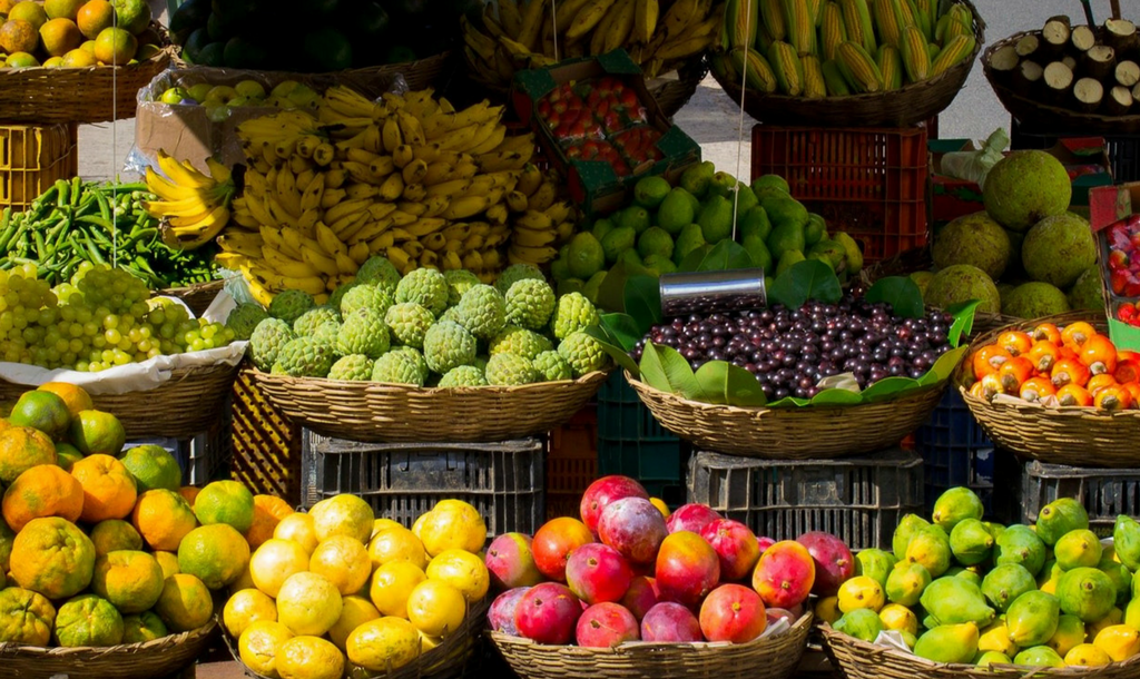 Seasonal Fruits in Kenya: A Guide to the Best Fruits to Eat All Year Round 1 Seasonal Fruits in Kenya: A Guide to the Best Fruits to Eat All Year Round