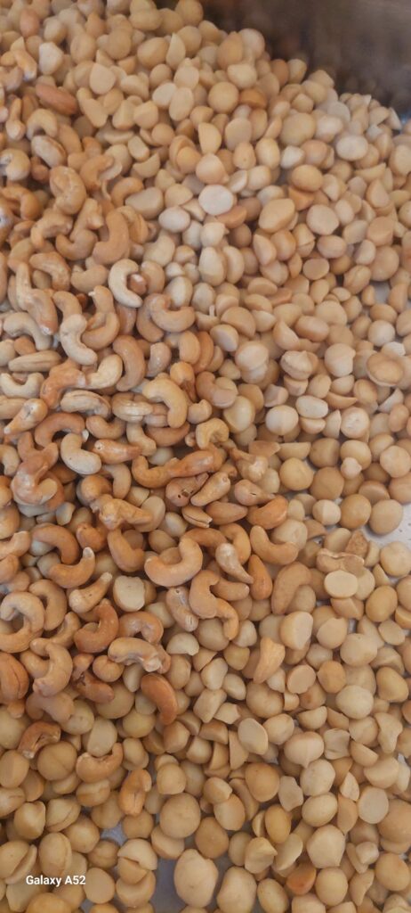 Cashew nuts